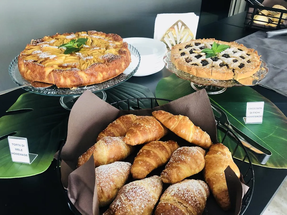 ***  Hotel Aplo - Breakfast Experience Cervia Italy